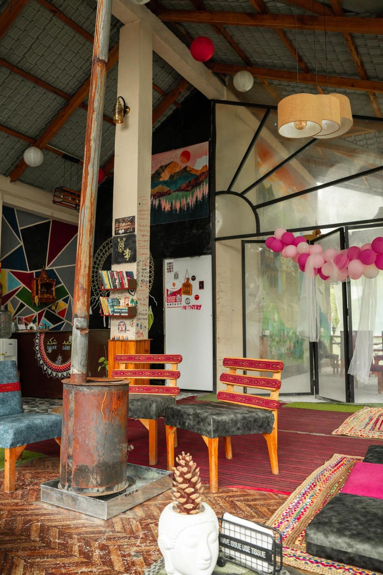Thepahadians Food & Stay Jibhi Luaran gambar